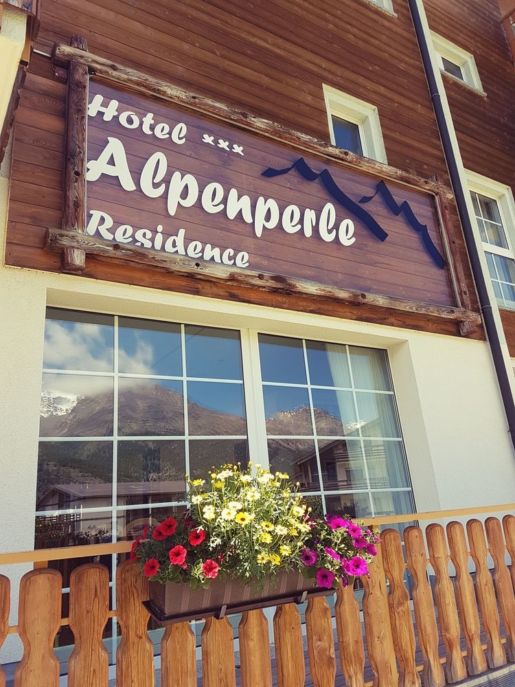 Hotel Alpenperle Saas-Fee Ngoại thất bức ảnh