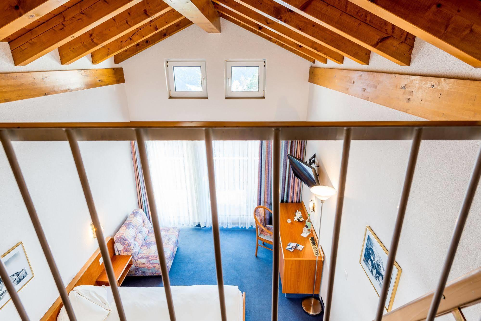Hotel Alpenperle Saas-Fee Ngoại thất bức ảnh
